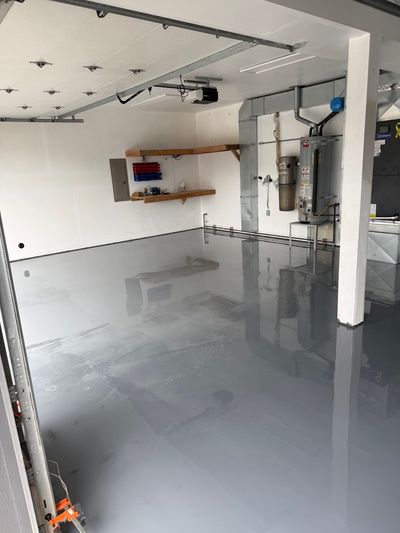 Concrete finished with a high-gloss coating