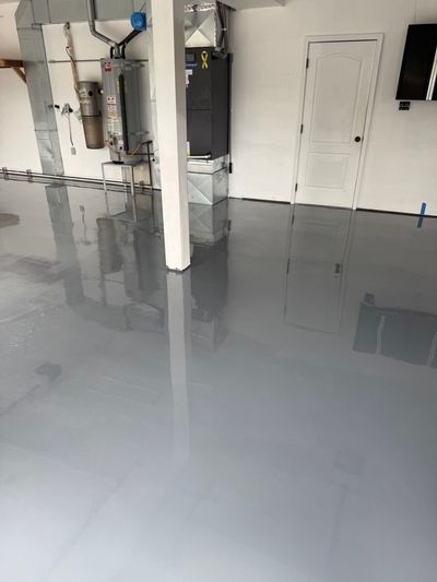 Concrete finished with a high-gloss coating